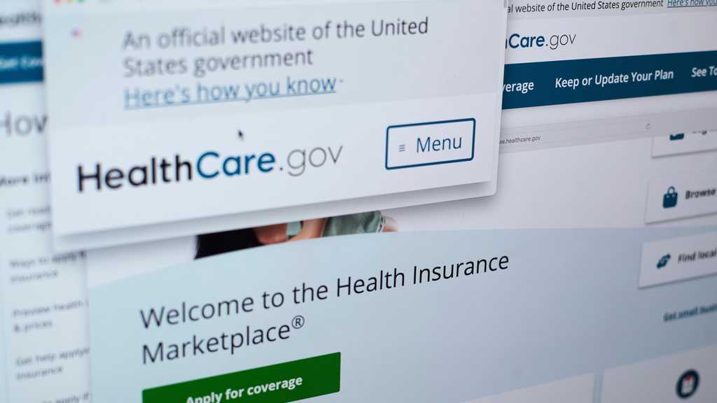 Matrículas no Obamacare caem e prêmios sobem; Congresso ainda não age