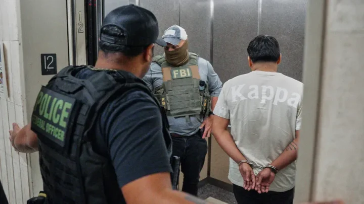 Governo aumenta o numero de deportados sem ficha criminal
