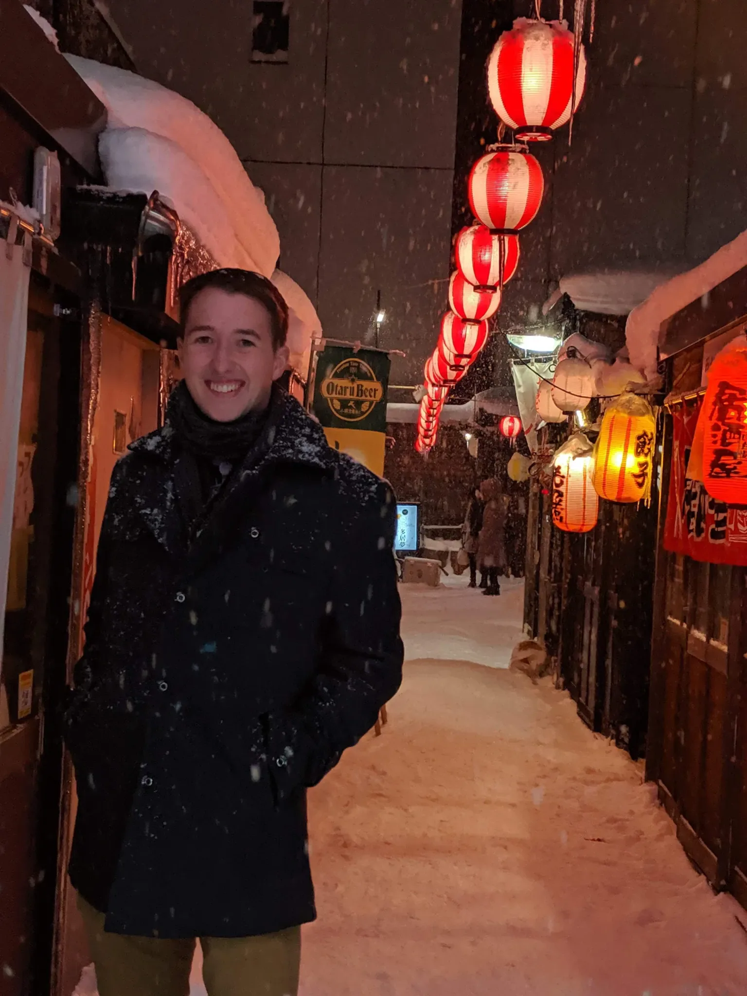 Caradine no Festival de Neve de Sapporo, em Hokkaido, Japão, enquanto servia como fuzileiro naval dos EUA