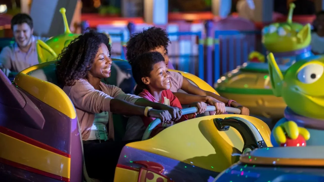 Alien Swirling Saucers no Walt Disney World