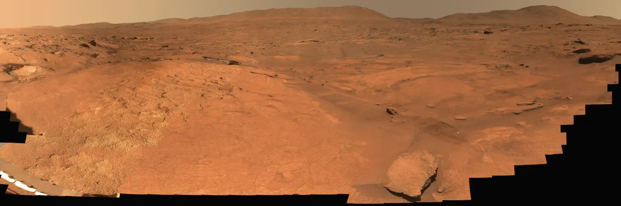 O rover Perseverance capturou os dados usados neste panorama da “Unidade Margin”, uma área geológica que acompanha a borda interna da cratera Jezero, entre 8 e 16 de outubro de 2023.