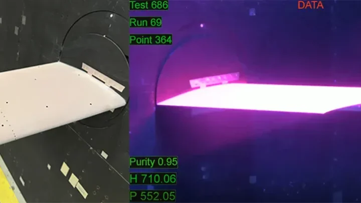 Esquerda: A Asa Supercrítica de Referência (Benchmark Supercritical Wing) não iluminada com Tinta Sensível à Pressão instável dentro do Túnel de Dinâmica Transônica no Centro de Pesquisa Langley da NASA. Direita: A Asa Supercrítica de Referência iluminada com Tinta Sensível à Pressão instável
