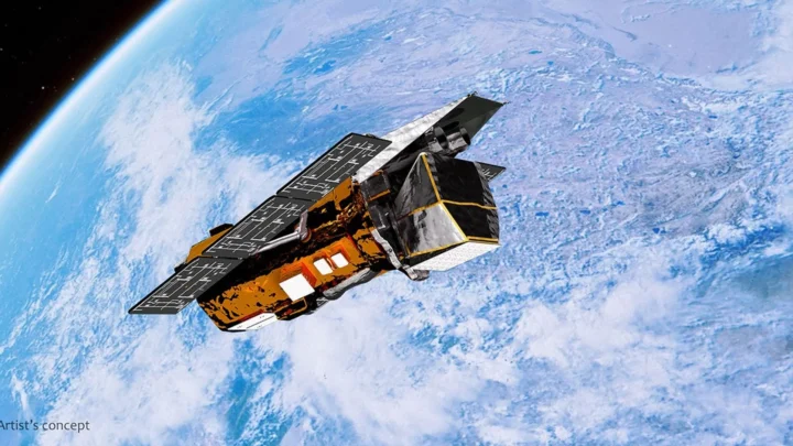 O Observatório Neil Gehrels Swift, da NASA, em órbita acima da Terra, nesta concepção artística.