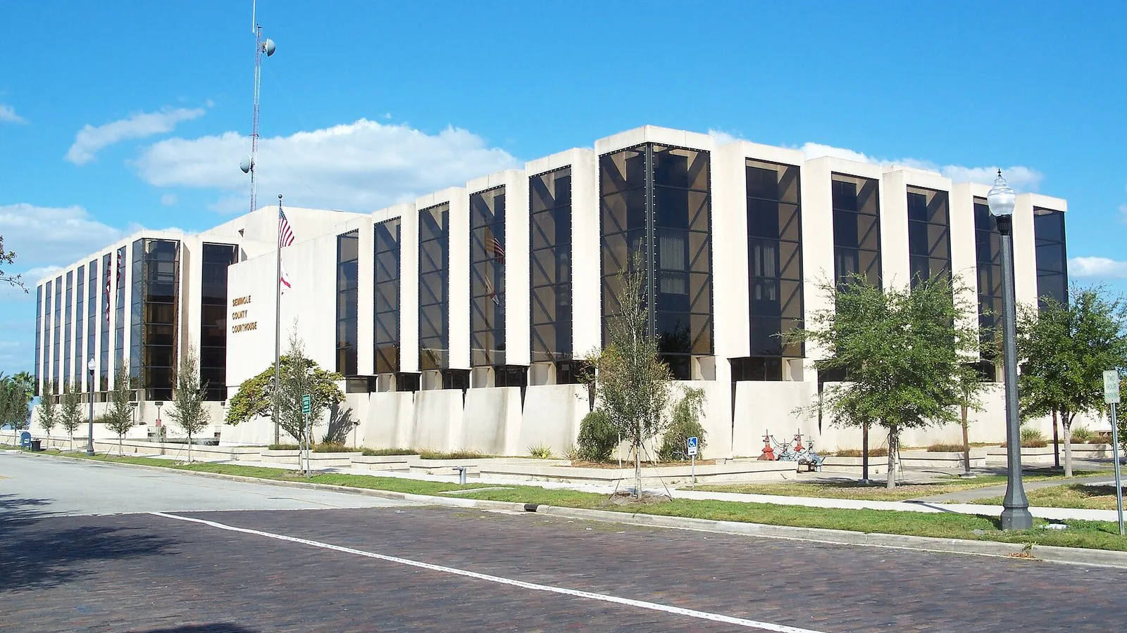 Prédio de tribunal do condado em Sanford, sede do condado de Seminole, na Flórida, em outubro de 2010 (imagem de arquivo)