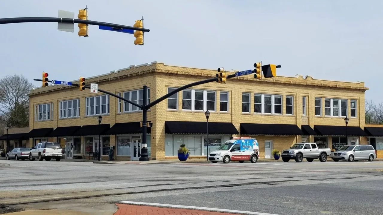 Prédio Burdette, no centro de Simpsonville, cidade do condado de Greenville, na Carolina do Sul, em março de 2019 (imagem de arquivo)