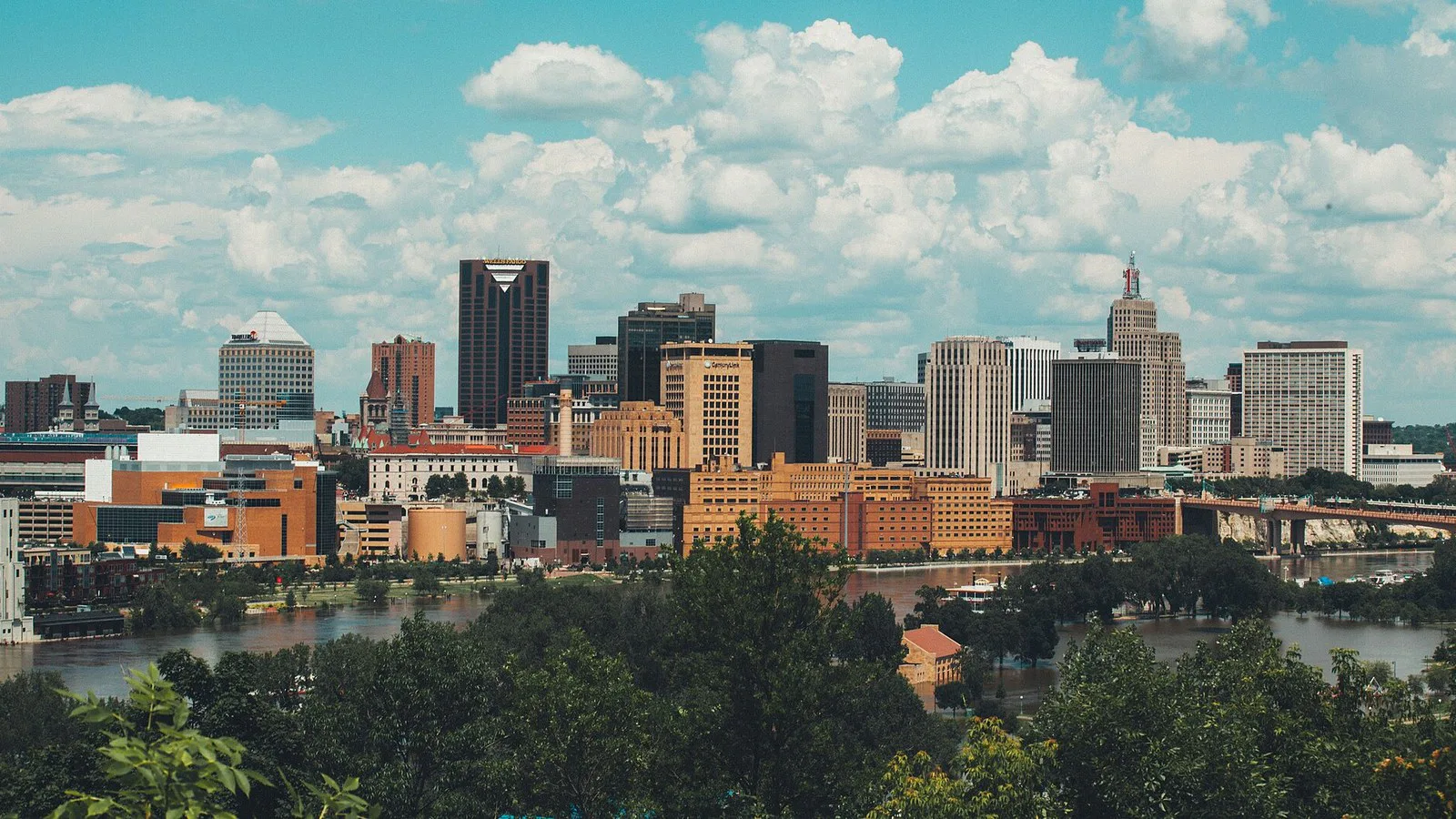 Prédios do centro de St. Paul, capital de Minnesota, em outubro de 2015 (imagem de arquivo)