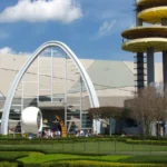 Fachada da atração Men in Black: Alien Attack, na Universal Studios Florida, em Orlando, em março de 2012 (imagem de arquivo)