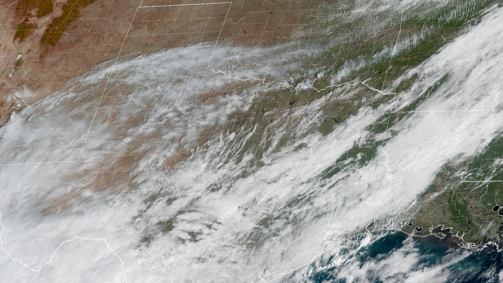 Imagem de satélite da manhã de 16 de outubro de 2026 mostra nuvens sobre boa parte do Texas depois da passagem da frente fria