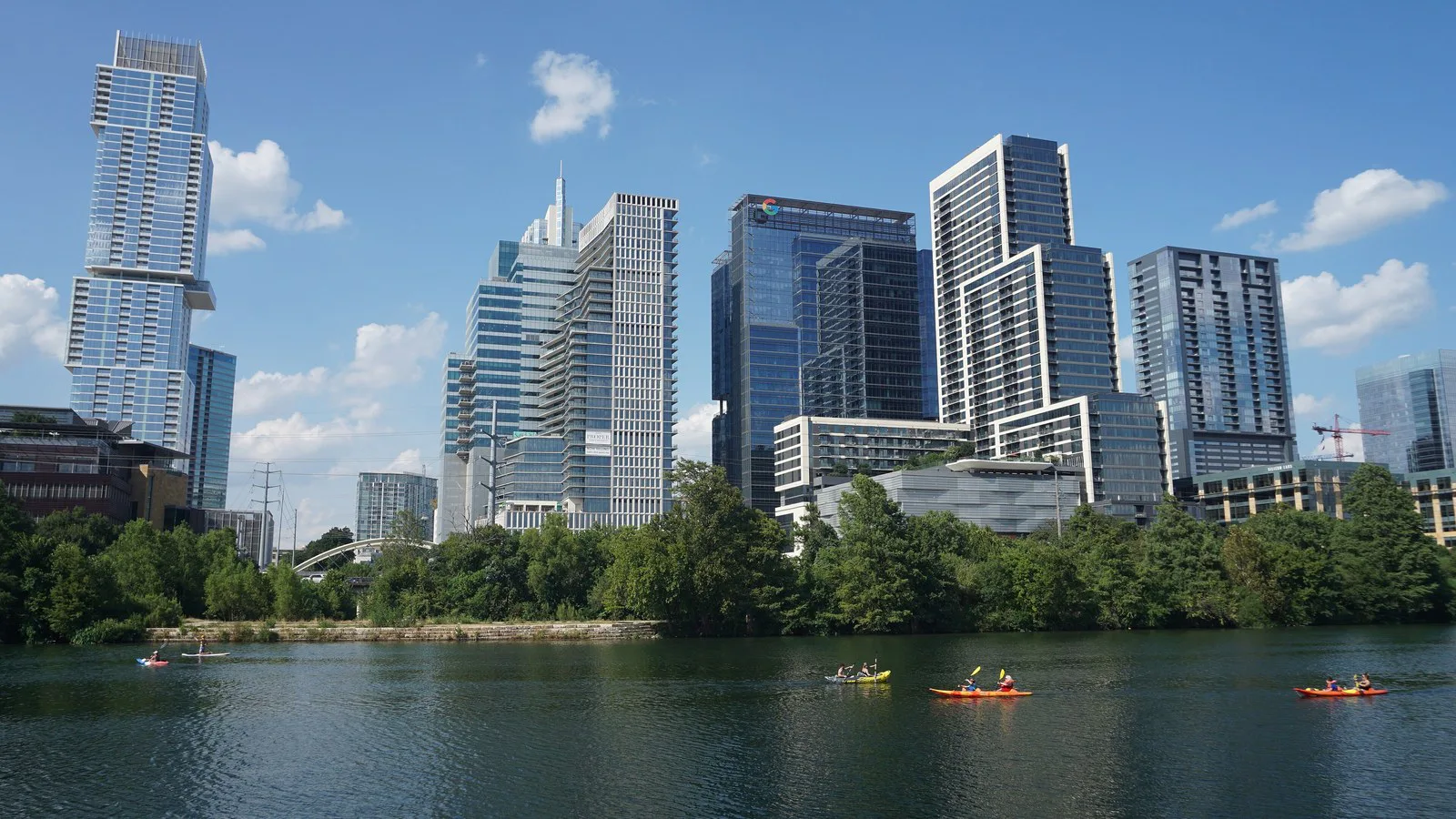 Prédios do centro de Austin, no Texas, vistos do lago Lady Bird, em foto de arquivo de 2019
